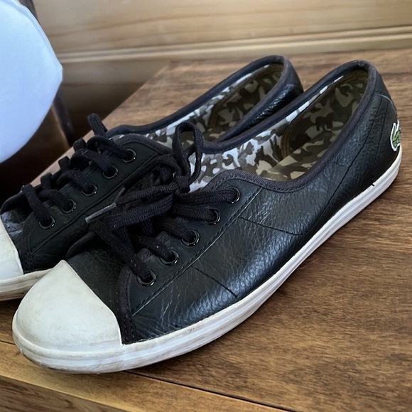 Lacoste lace leather shoes - Picture 2 of 8